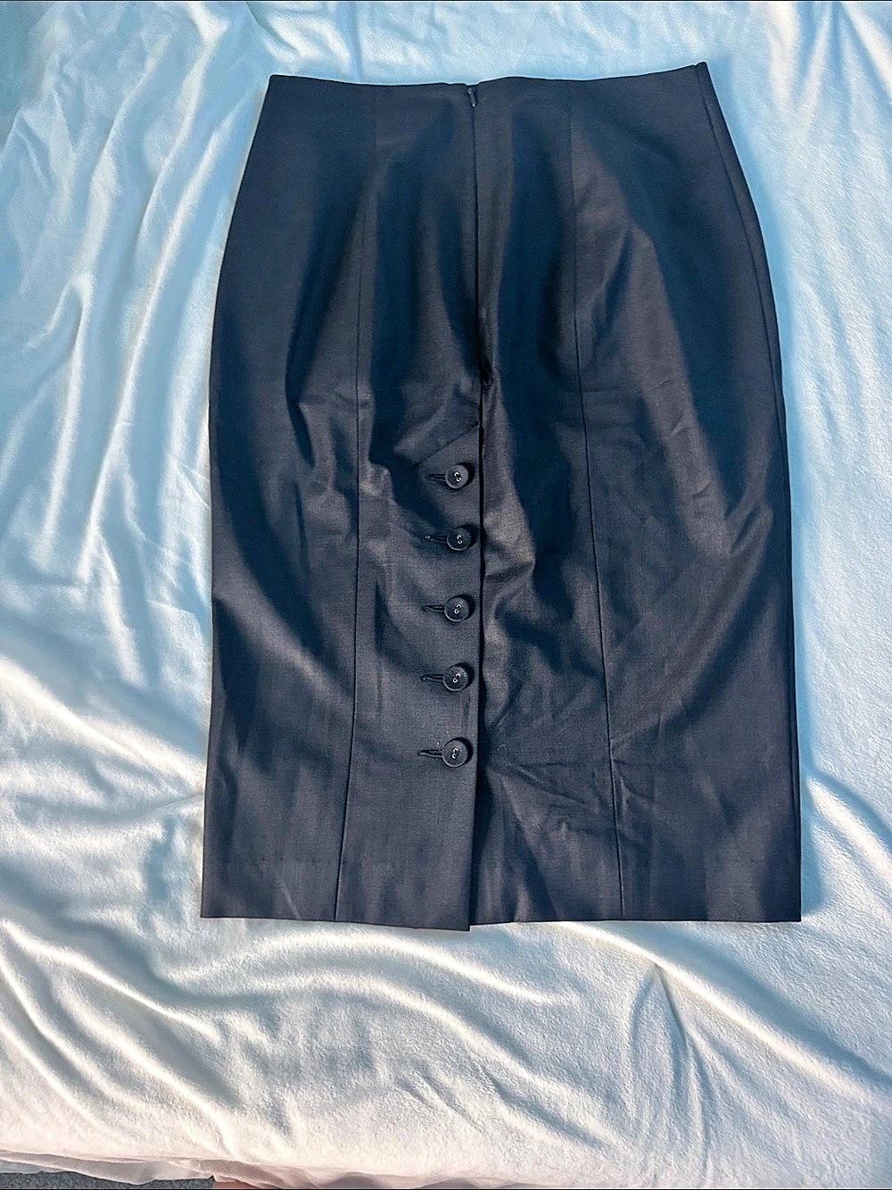 bebe Pencil Skirt in Black Size 6 Like New